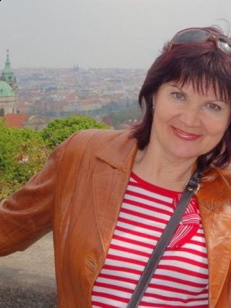 Elena (Fribourg) / Réf. 91065 / Adhérente Agence Amélie