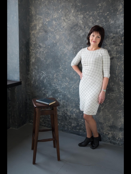 Elena (Fribourg) / Réf. 91065 / Adhérente Agence Amélie