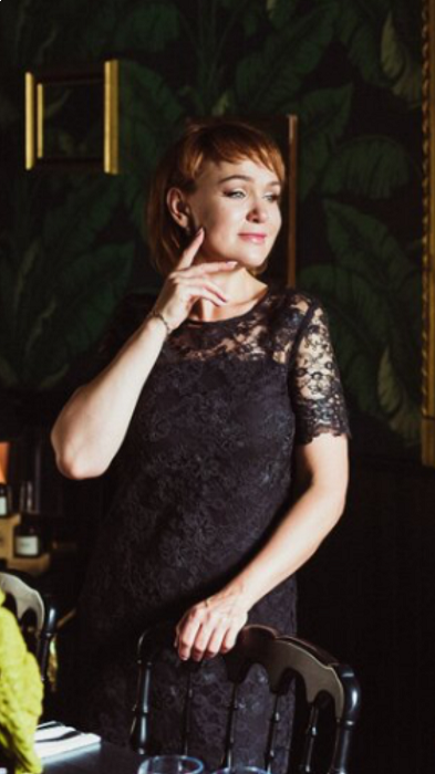 Photo de Elena (Paris) / Réf. 91104 / Agence Amélie