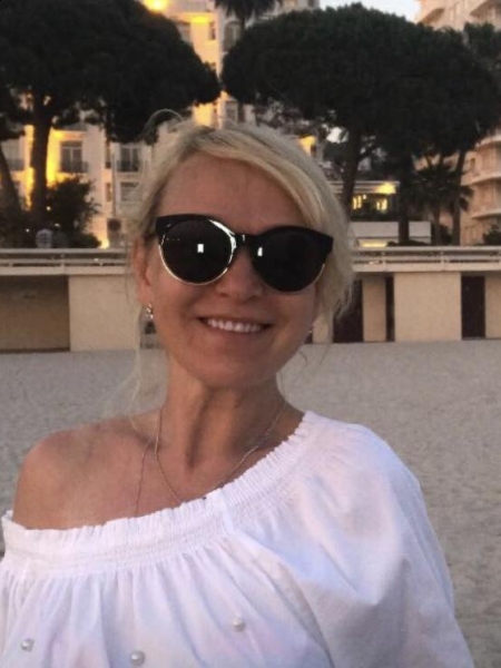 Elena (Paris) / Réf. 91104 / Adhérente Agence Amélie