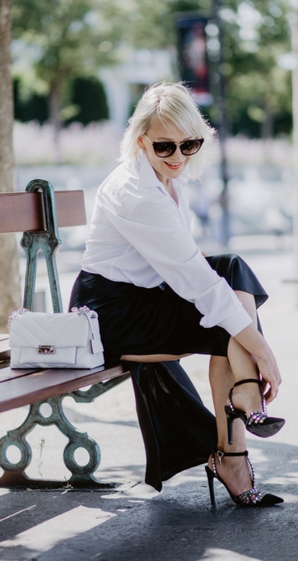 Photo de Elena (Paris) / Réf. 91104 / Agence Amélie