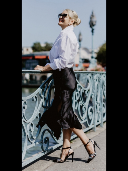 Elena (Paris) / Réf. 91104 / Adhérente Agence Amélie