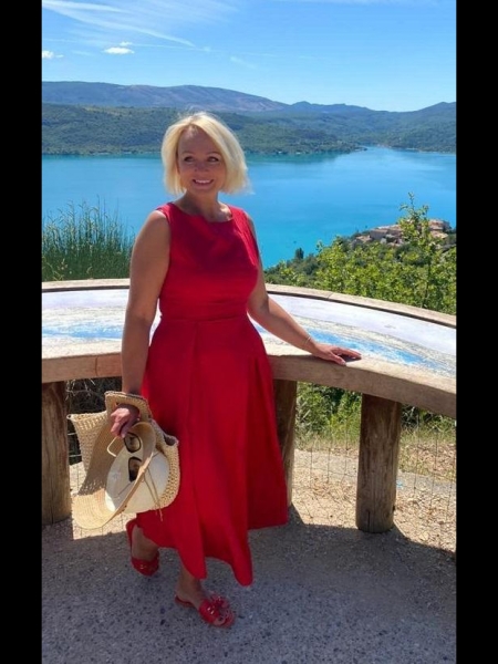 Elena (Paris) / Réf. 91104 / Adhérente Agence Amélie