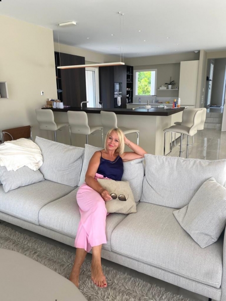 Elena (Paris) / Réf. 91104 / Adhérente Agence Amélie