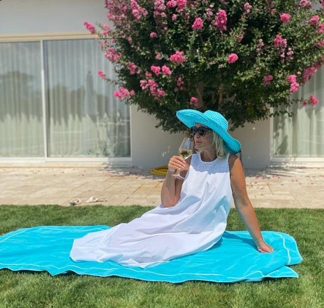 Photo de Elena (Paris) / Réf. 91104 / Agence Amélie