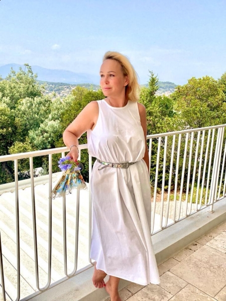 Elena (Paris) / Réf. 91104 / Adhérente Agence Amélie