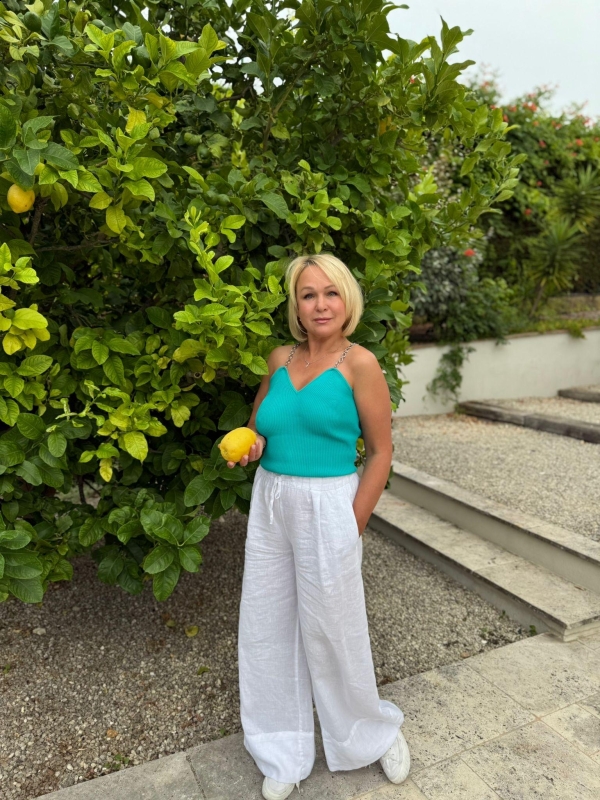 Photo de Elena (Paris) / Réf. 91104 / Agence Amélie