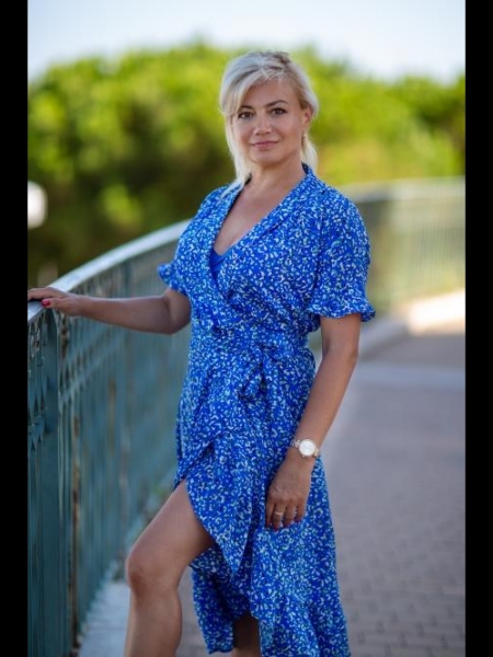 Galina (Paris) / Réf. 92132 / Adhérente Agence Amélie