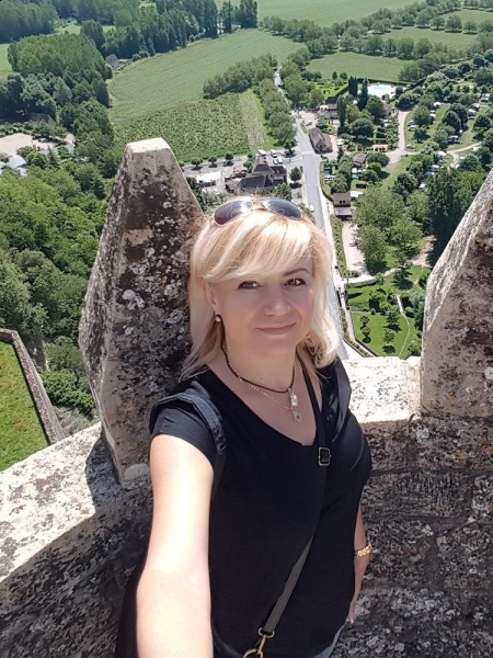 Galina (Paris) / Réf. 92132 / Adhérente Agence Amélie