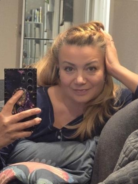 Galina (Paris) / Réf. 92132 / Adhérente Agence Amélie