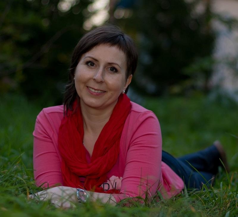 Photo de Nadejda / Réf. 91177 / Agence Amélie