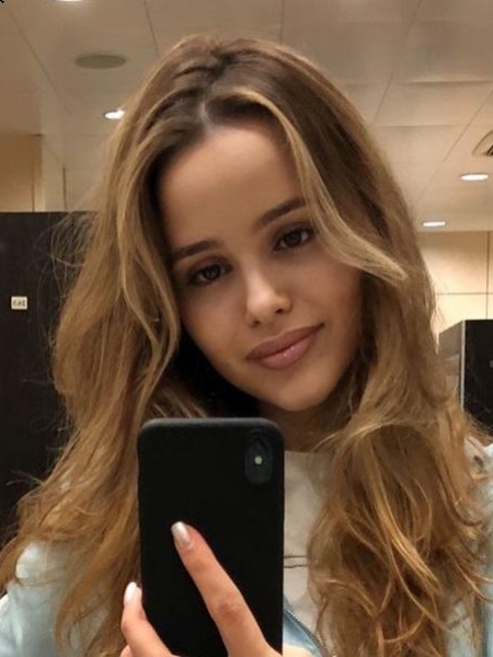 Karina / Réf. 540 / Adhérente Agence Amélie