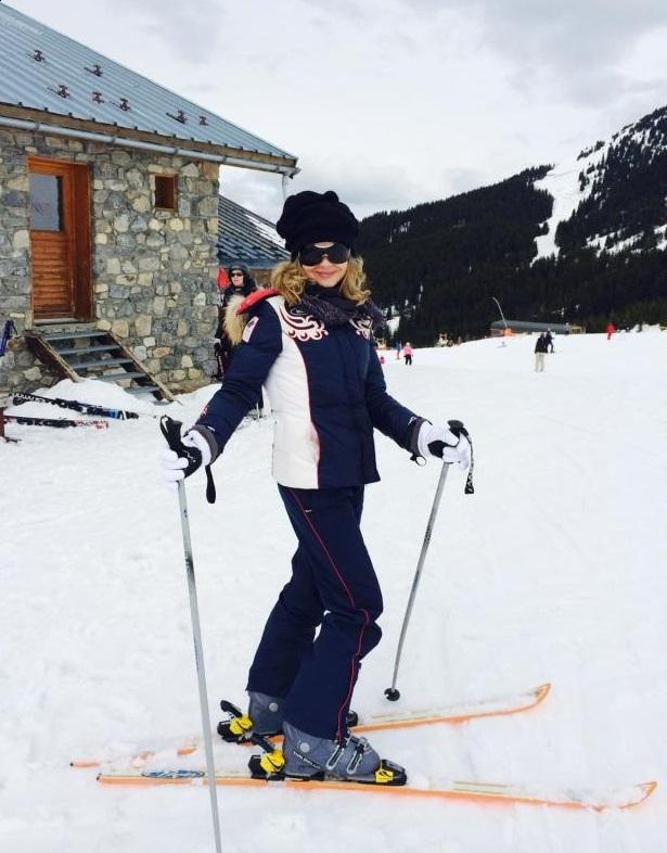 Photo de Angela ( Nice ) / Réf. 91271 / Agence Amélie