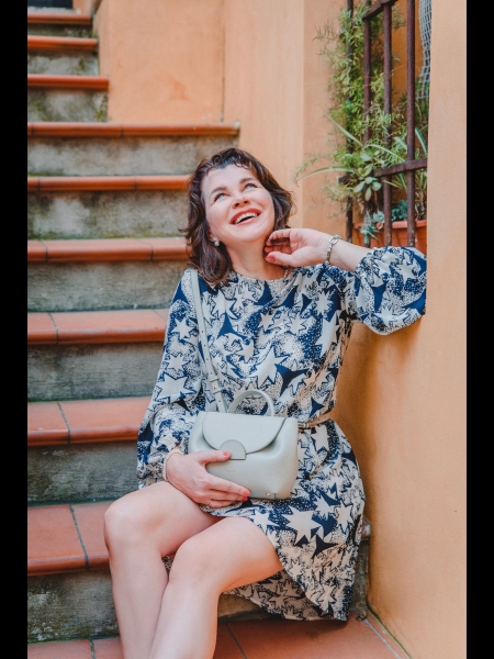 Angela ( Nice ) / Réf. 91271 / Adhérente Agence Amélie