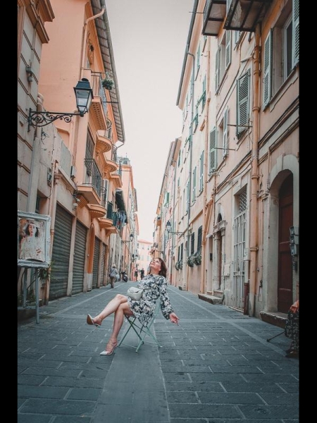 Angela ( Nice ) / Réf. 91271 / Adhérente Agence Amélie