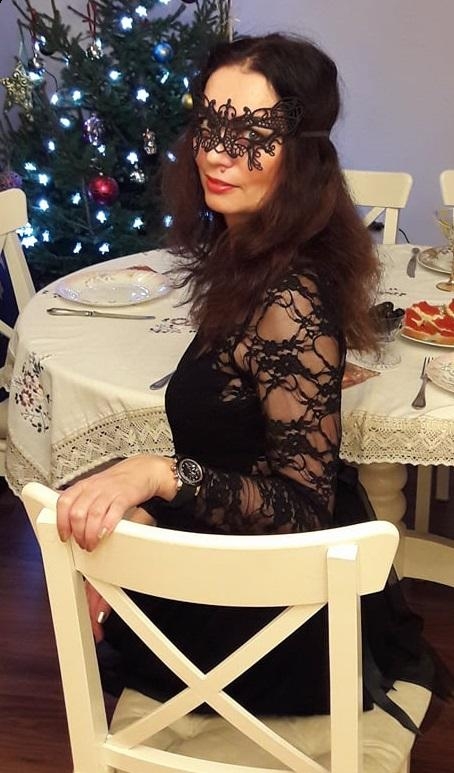 Photo de Irina (maintenant à Paris) / Réf. 91310 / Agence Amélie