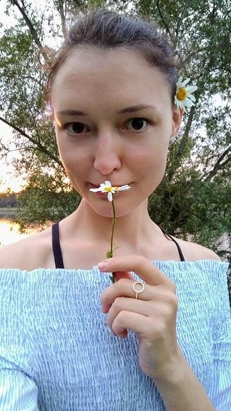 Photo de Alexandra (Tours) / Réf. 91335 / Agence Amélie