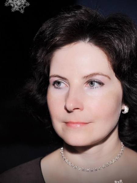 Yulia (Langres) / Réf. 91379 / Adhérente Agence Amélie