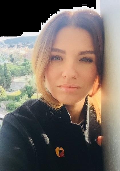 Photo de Eugenia (maintenant à LYON) / Réf. 91386 / Agence Amélie