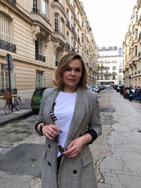 Photo de Galina (Paris) / Réf. 91397 / Agence Amélie