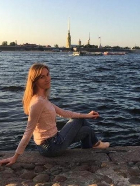 Ekaterina (Nice) / Réf. 91475 / Adhérente Agence Amélie