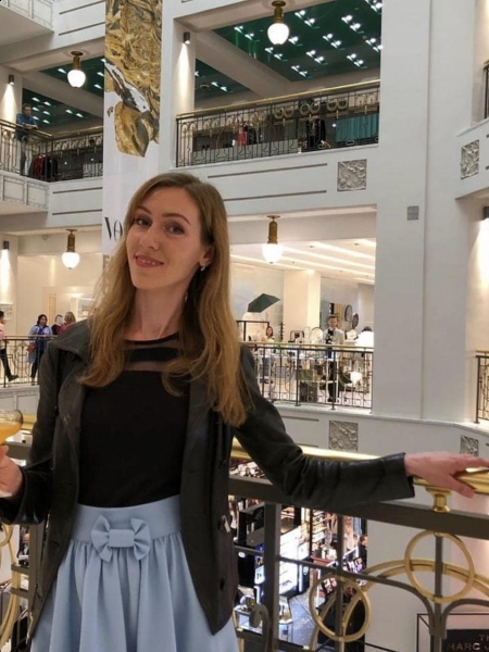 Ekaterina (Nice) / Réf. 91475 / Adhérente Agence Amélie