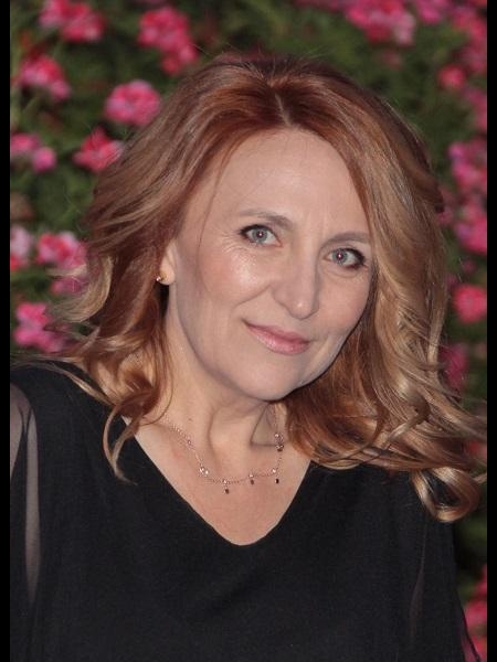 Elena (Portugal) / Réf. 91476 / Adhérente Agence Amélie