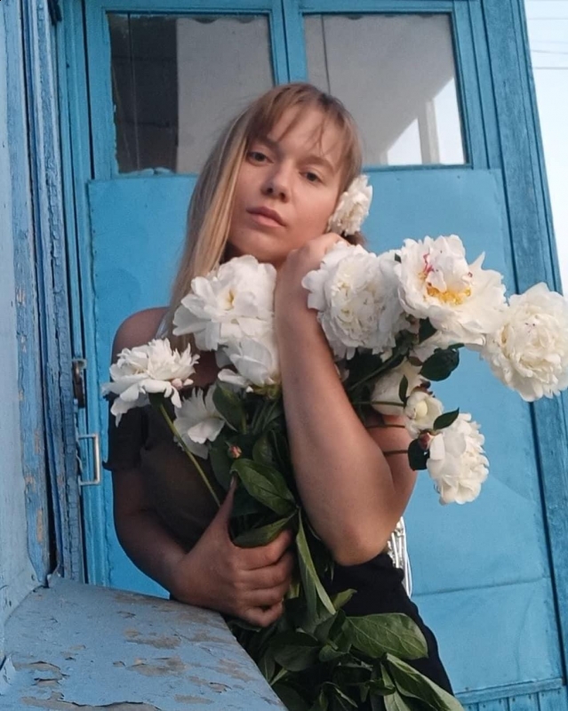 Photo de Yulia / Réf. 91497 / Agence Amélie