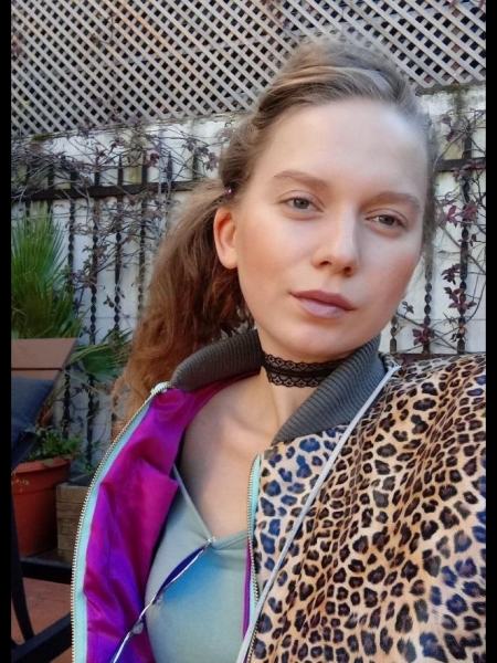 Yulia / Réf. 91497 / Adhérente Agence Amélie
