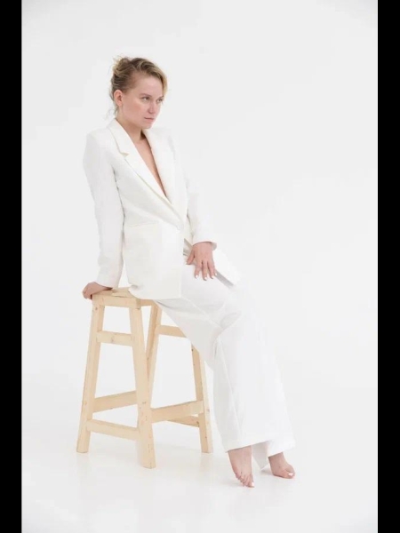 Yulia / Réf. 91497 / Adhérente Agence Amélie