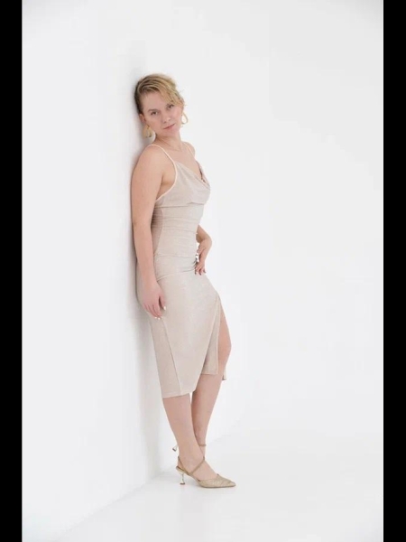 Yulia / Réf. 91497 / Adhérente Agence Amélie