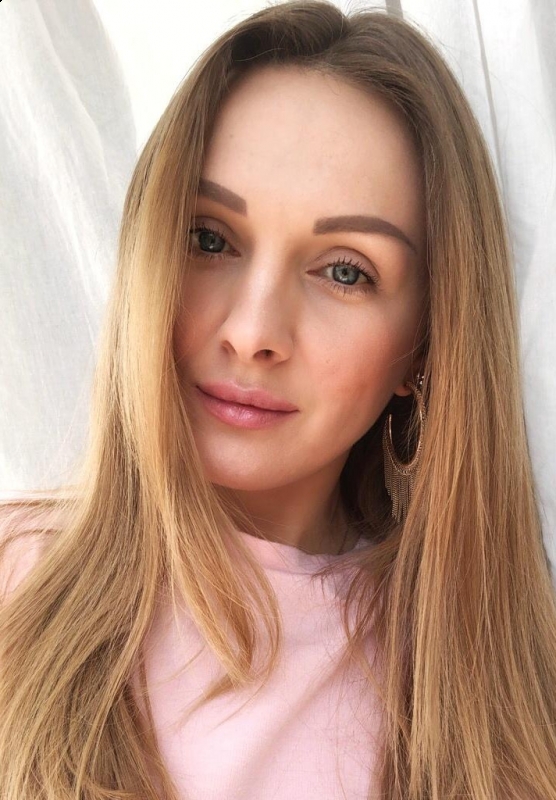 Photo de Lubov (Paris) / Réf. 91500 / Agence Amélie