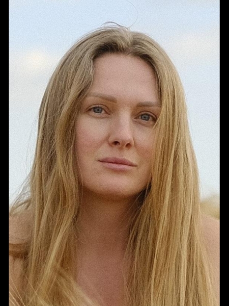 Lubov (Paris) / Réf. 91500 / Adhérente Agence Amélie