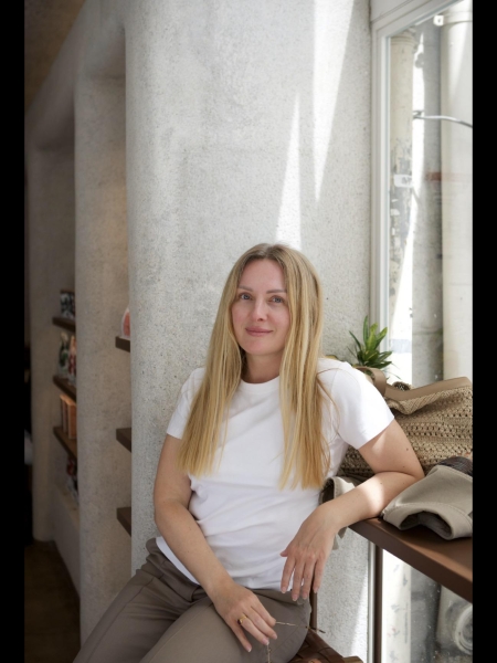 Lubov (Paris) / Réf. 91500 / Adhérente Agence Amélie