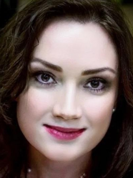 Elena (Metz) / Réf. 91502 / Adhérente Agence Amélie