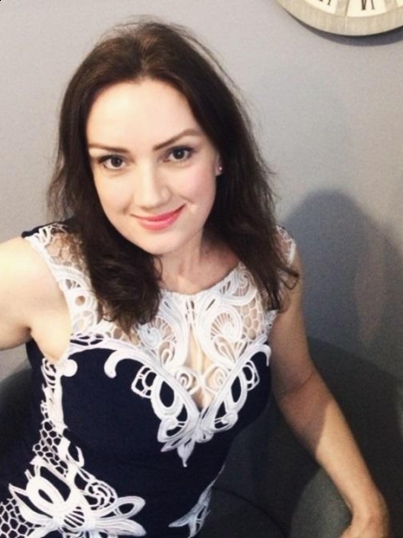 Elena (Metz) / Réf. 91502 / Adhérente Agence Amélie