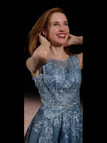 Olga / Réf. 91521 / Adhérente Agence Amélie