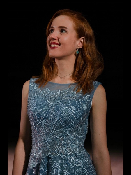 Olga / Réf. 91521 / Adhérente Agence Amélie