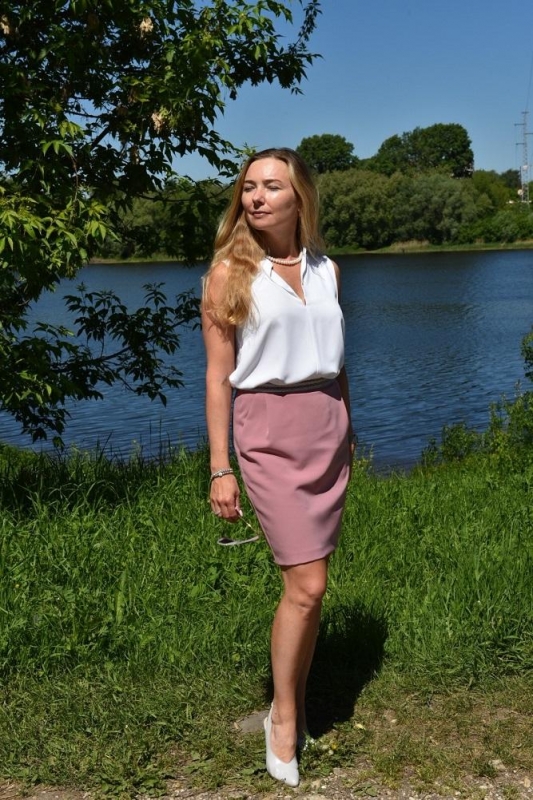 Photo de Olga (bientôt à Paris) / Réf. 91574 / Agence Amélie