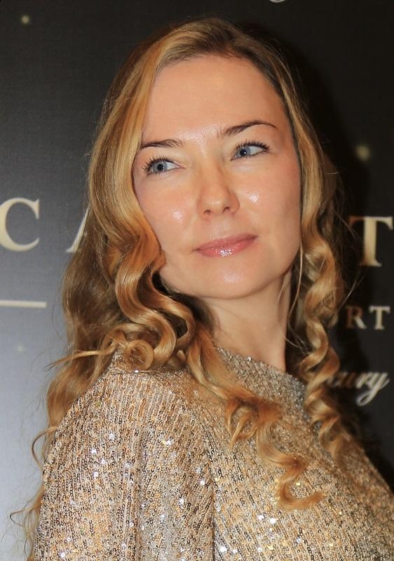 Photo de Olga (bientôt à Paris) / Réf. 91574 / Agence Amélie