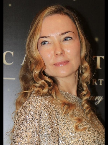 Olga (bientôt à Paris) / Réf. 91574 / Adhérente Agence Amélie