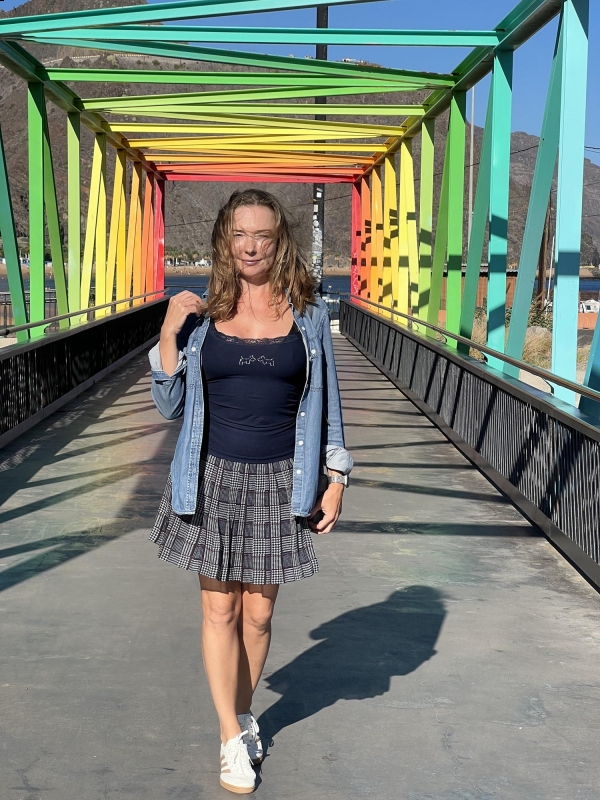 Photo de Olga (bientôt à Paris) / Réf. 91574 / Agence Amélie