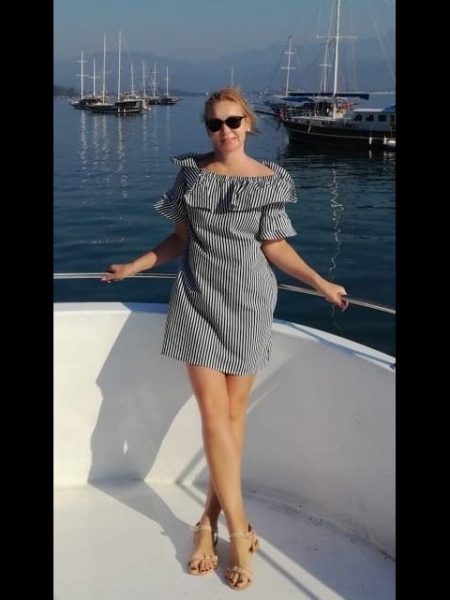 Svetlana / Réf. 91599 / Adhérente Agence Amélie