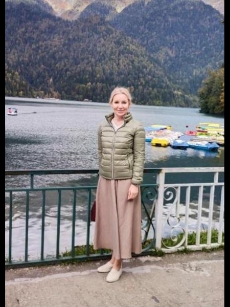 Svetlana / Réf. 91599 / Adhérente Agence Amélie