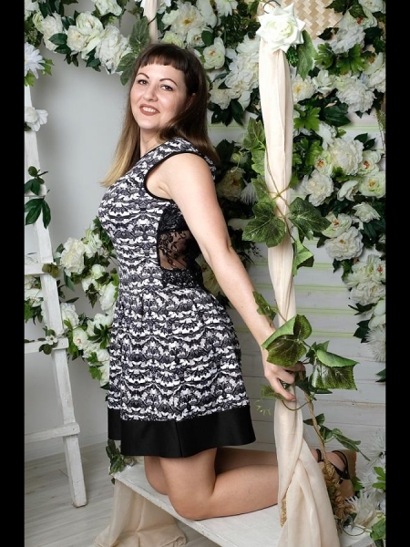 Yulia / Réf. 91617 / Adhérente Agence Amélie