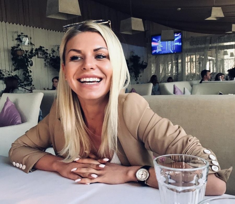 Photo de Victoria / Réf. 91623 / Agence Amélie