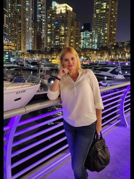 Yulia / Réf. 91642 / Adhérente Agence Amélie