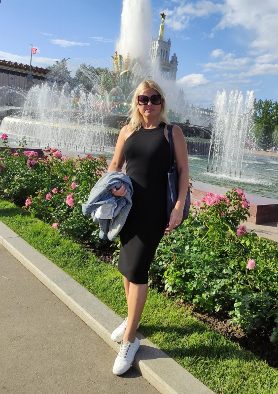 Photo de Yulia / Réf. 91642 / Agence Amélie