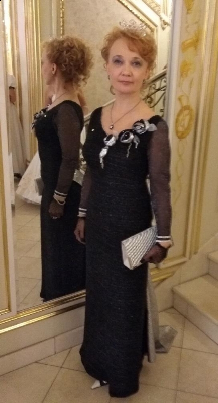 Photo de Elena / Réf. 91664 / Agence Amélie