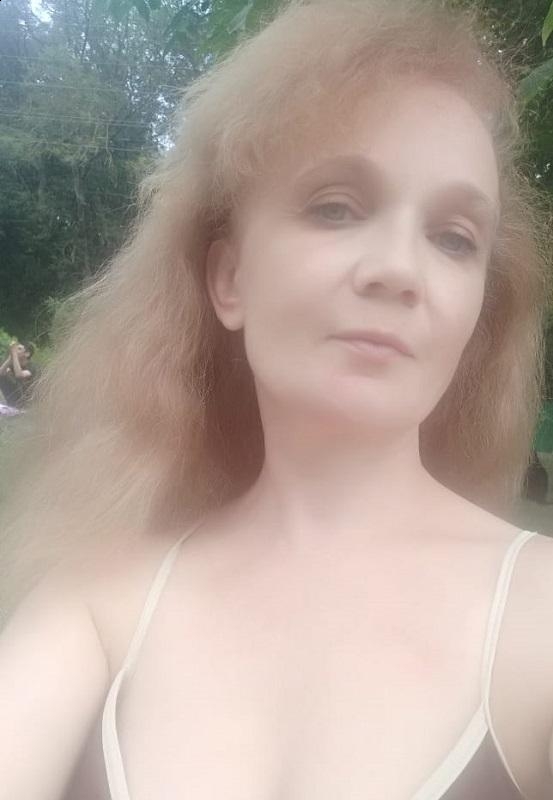 Photo de Elena / Réf. 91664 / Agence Amélie